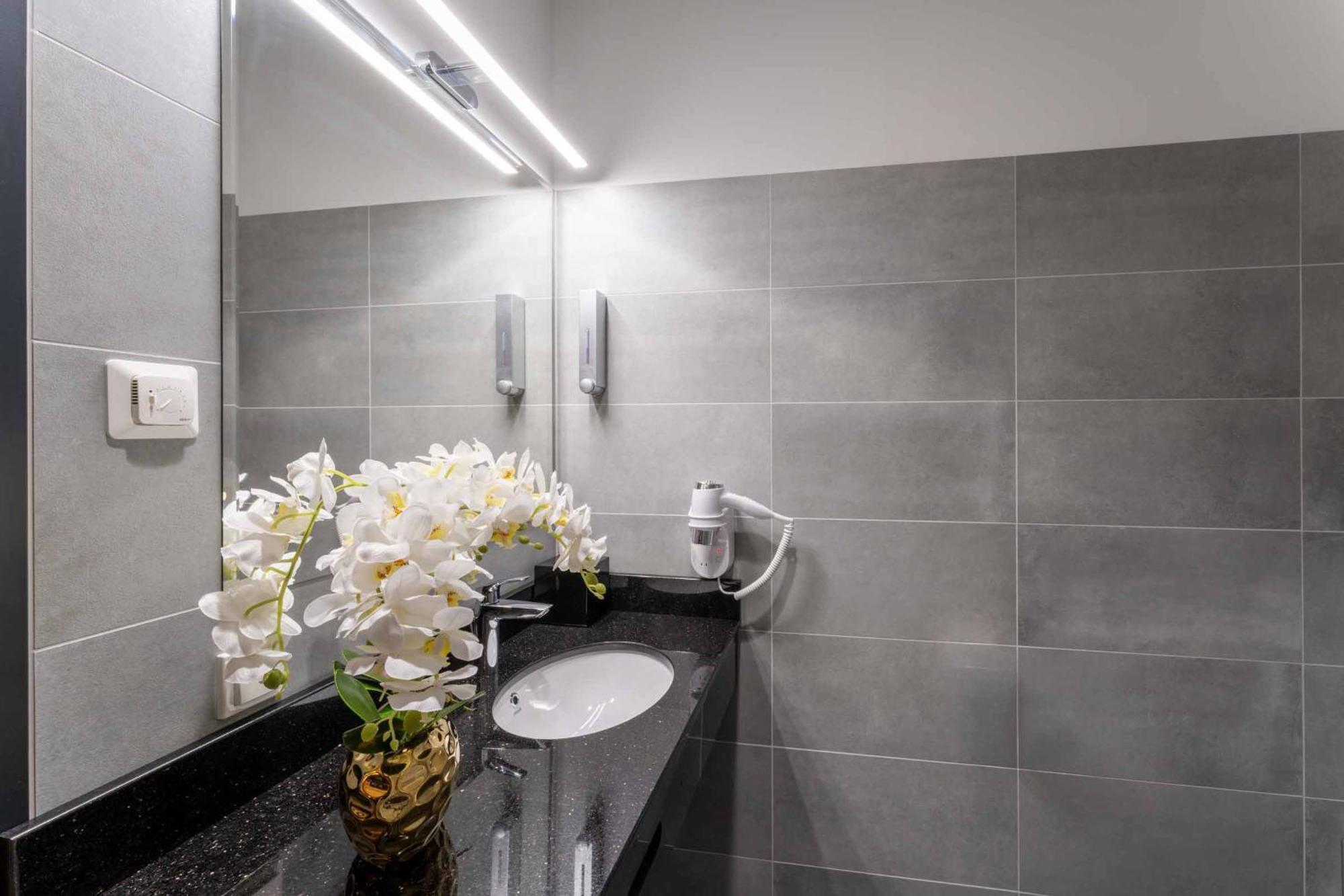 Plaza Residence Wiener Neustadt Dış mekan fotoğraf